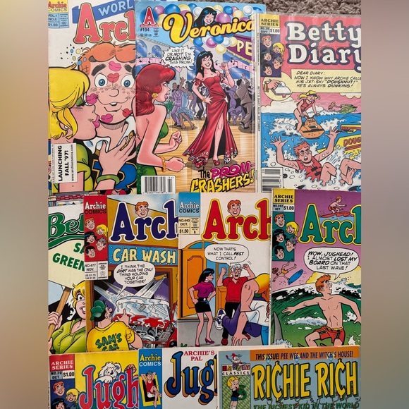 VINTAGE Archie Digest Comic Books - Picture 2 of 5